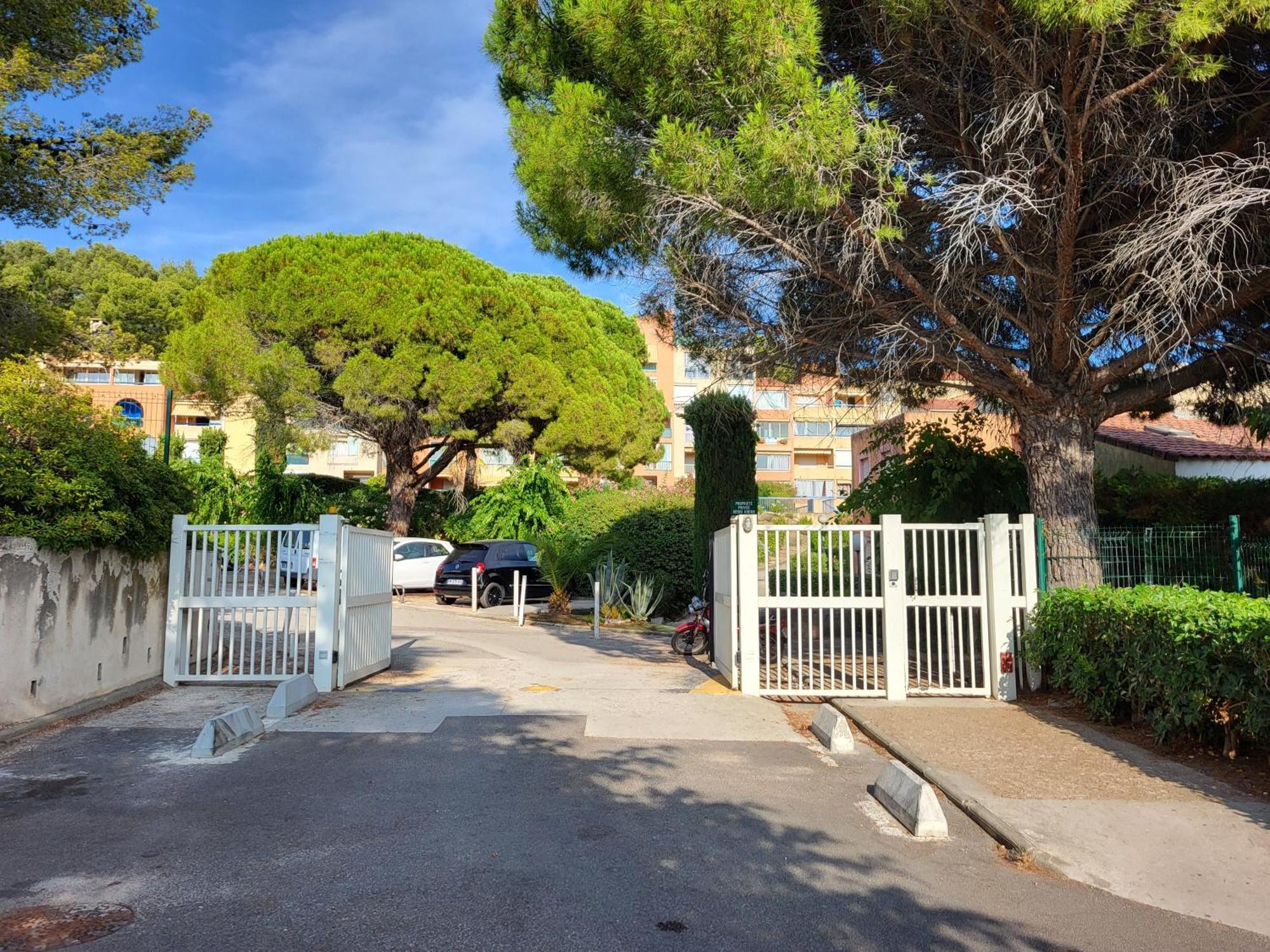 Kams Sea Appartement Ла-Сьота Экстерьер фото